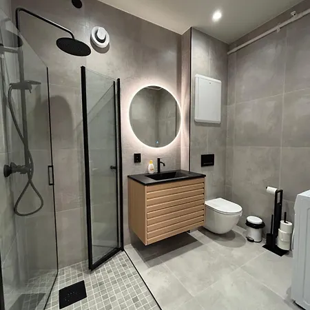 Lägenhet Beautiful 2 Bedroom In Sentrum *